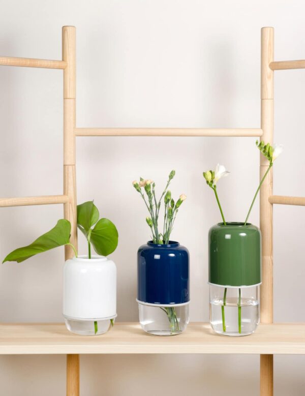 Muurla-Capsule-vase glas glasvase kapseli finnland verstellbar borosilikatglas handarbeit design blumenvasen dekoration dunkelblau weiß grün olive