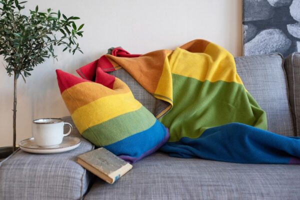 Pride 40x40 kissenbezug bezug biobaumwolle Cushion cover pillow case queer proud csd lgbt gayzierkissen kissenhuelle
